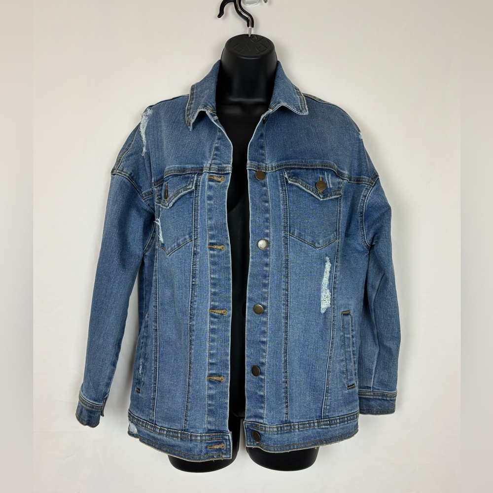 MAX JEANS Jacket Womens Size Small STRETCH Manufacturer Distressing with Pockets